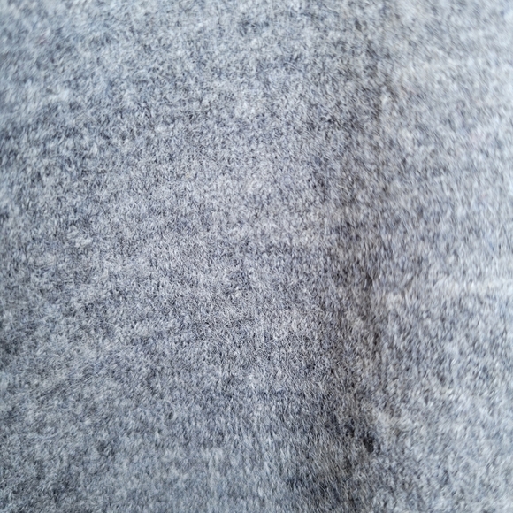 Nanette 100% Merino Wool Sleeveless Cardigan Sweater - Picture 5 of 6